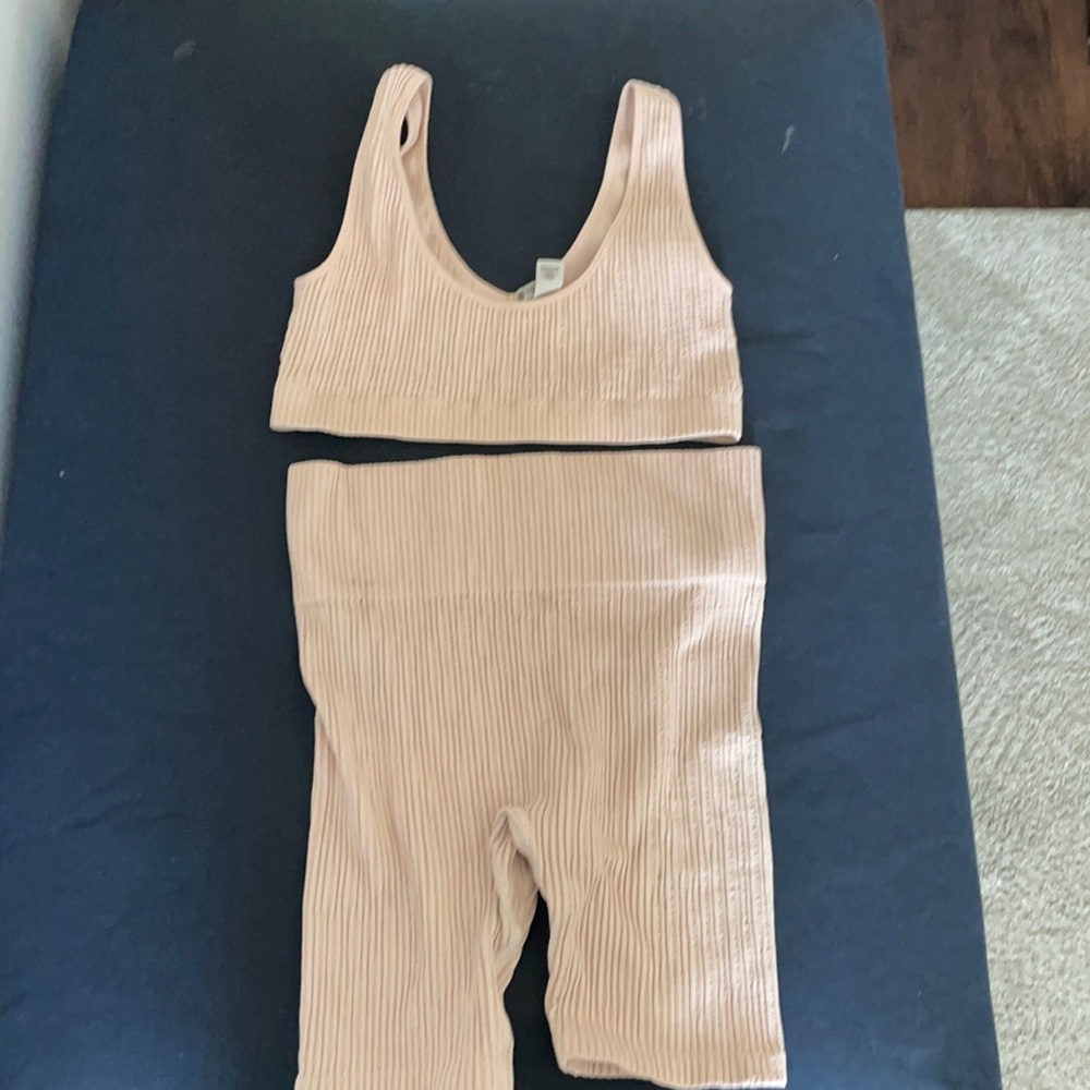 Forever 21 two piece work out set